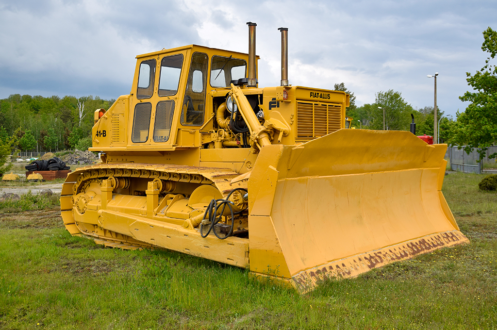 Bulldozer Fiat Allis 41-B © Mosbatho / CC BY 4.0